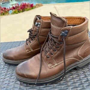 Johnston & Murphy Chestnut Leather Lace-Up Boots